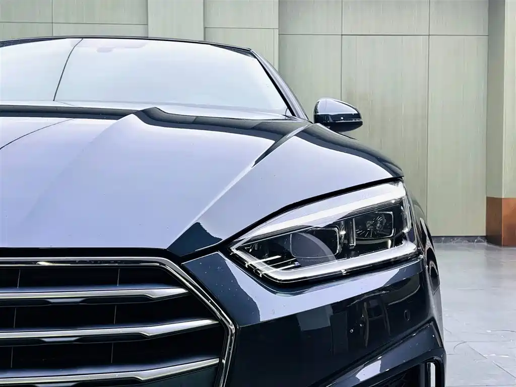 Audi A5 (Import) Coupe 40 TFSI Fashion CN-VI