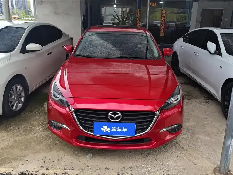 Mazda 3 Axela Sedan 1.5 L Auto Luxury CN-V