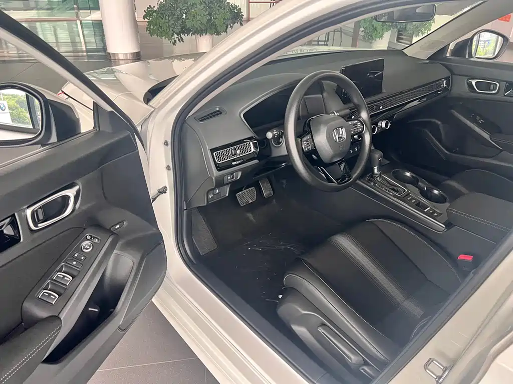 Civic 240 TURBO CVT Smart Fun Plus