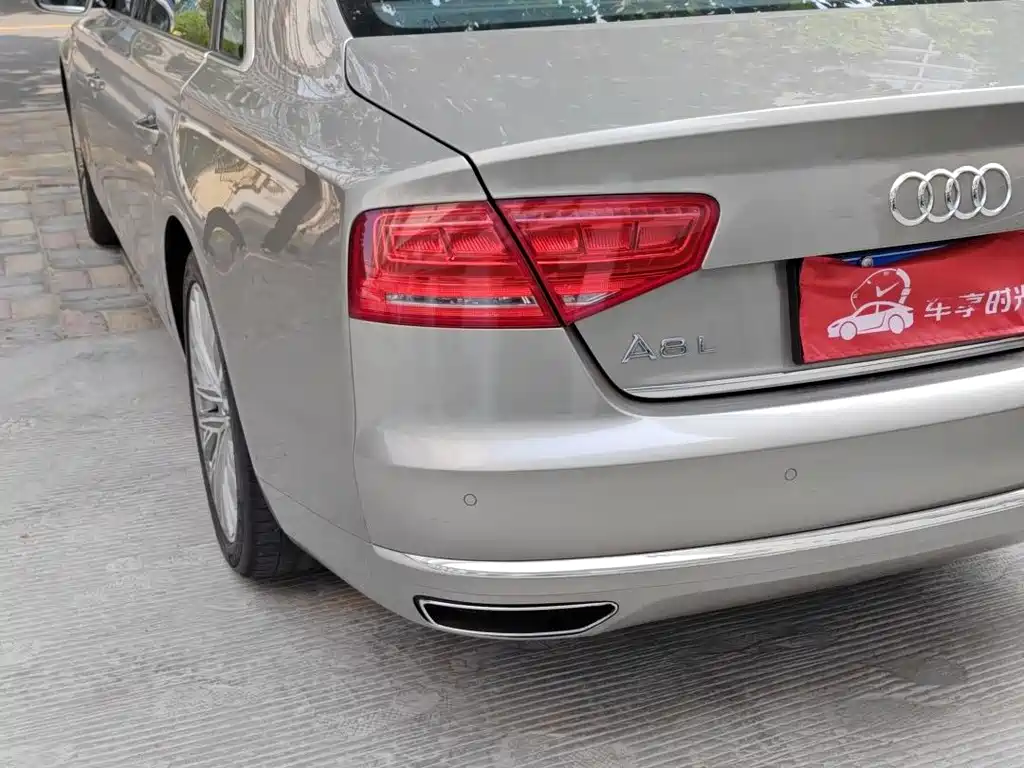 Audi A8 A8 L 50 TFSI quattro Comfort