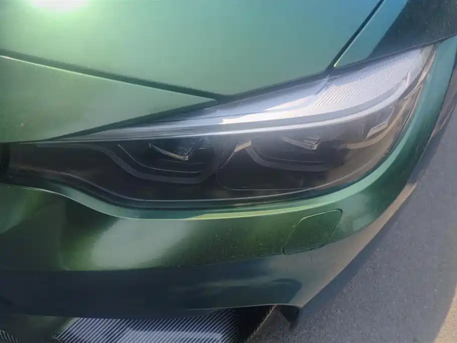 BMW M4 M4 2-door Coupe Shadow Hunter