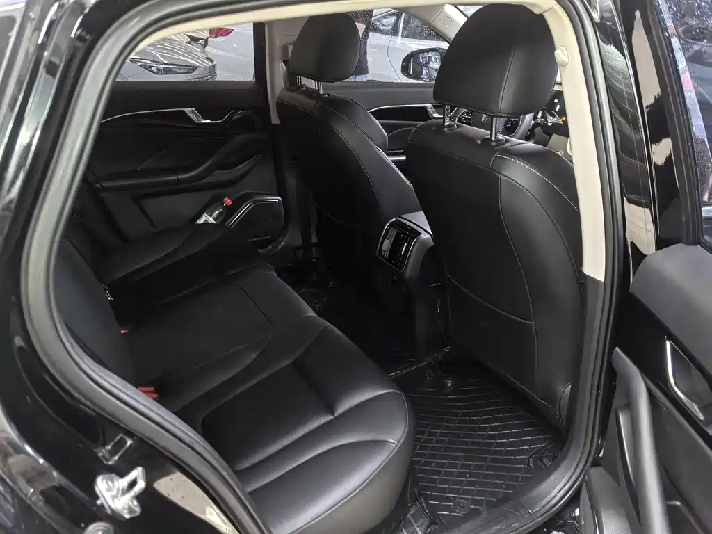 Besturn B70 3 rd Gen 1.5 T Auto Smooth Enjoyment
