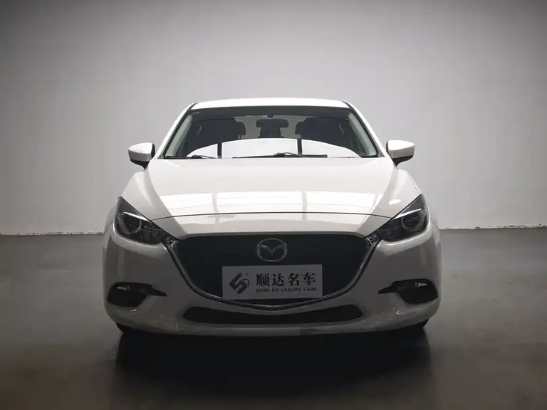 Mazda 3 Axela Sedan 1.5 L Auto Comfort CN-V