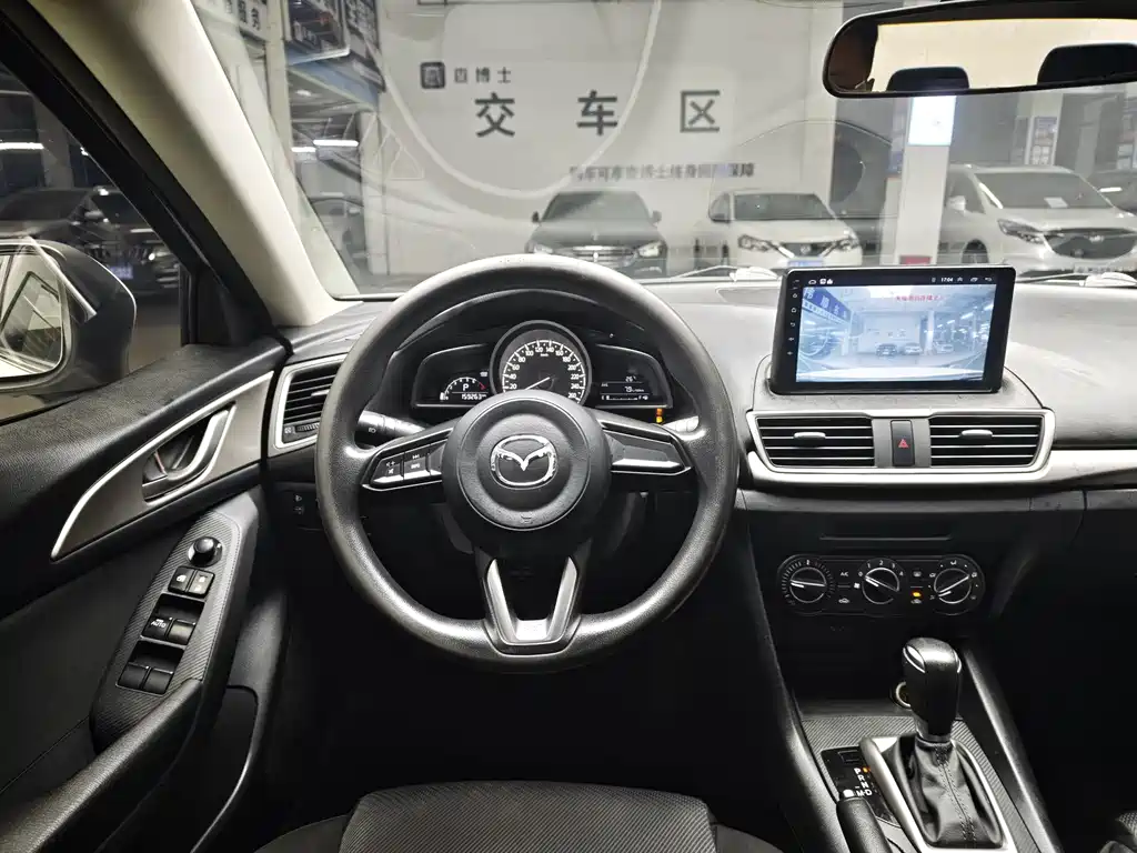 Mazda 3 Axela Sedan 1.5 L Auto Comfort CN-V