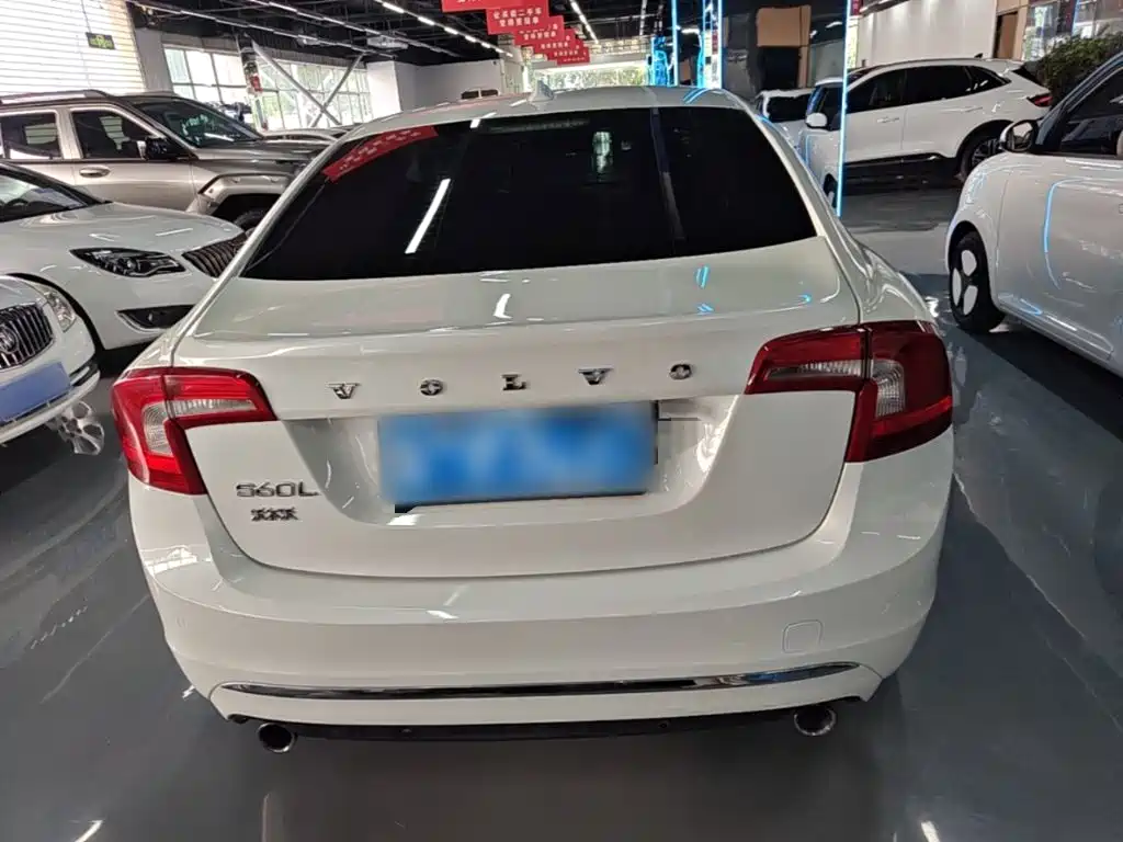 Volvo S60 S60 L 2.0 T Smart Vision