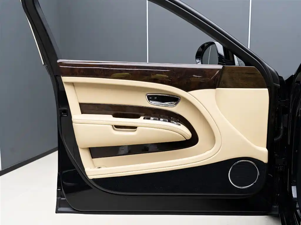 Mulsanne 6.8 T Standard