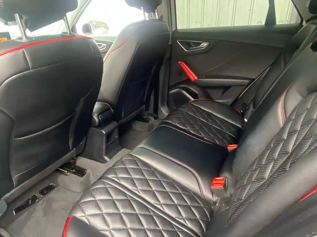 Audi Q2 L 35 TFSI Progressive Dynamic