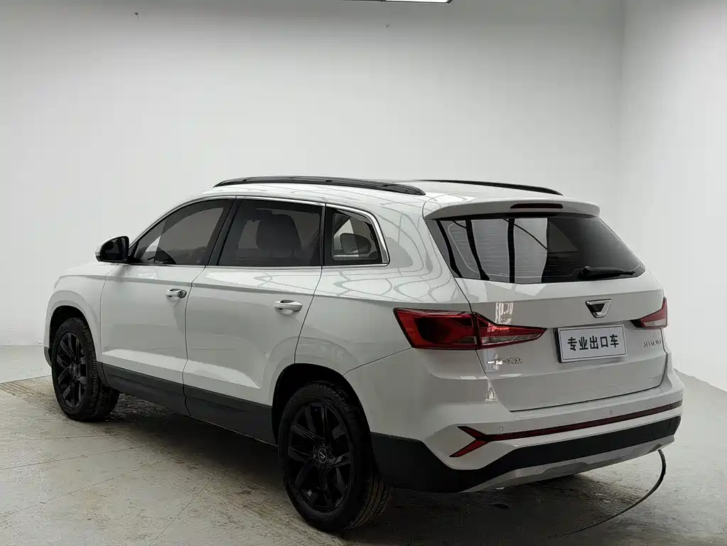 Jetta VS7 280 TSI Auto Progressive