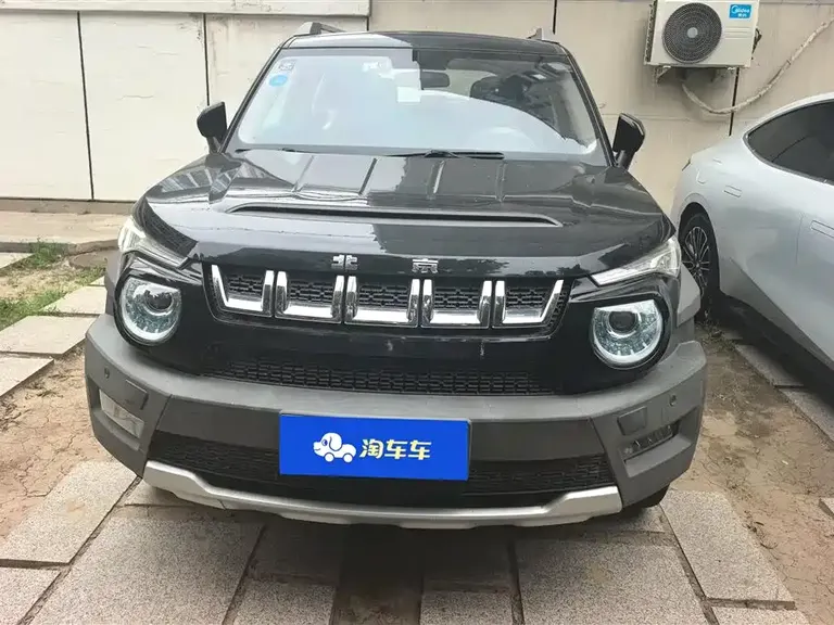 Baic Beijing Offroad BJ20 1.5 T CVT Luxury