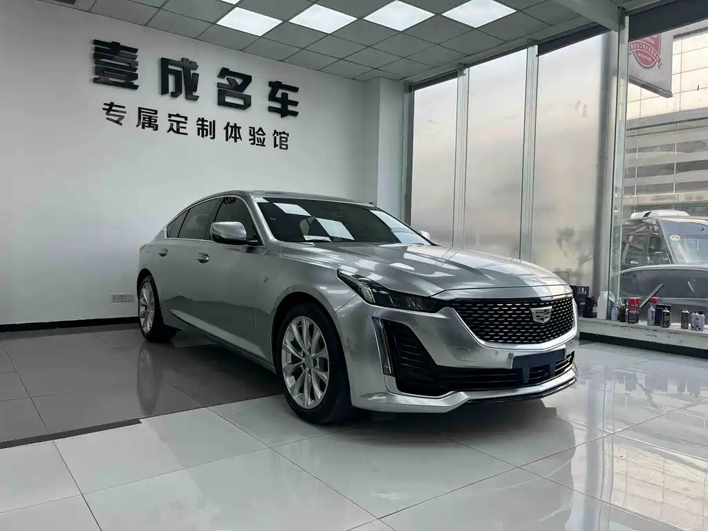 Cadillac CT5 28 T Luxury