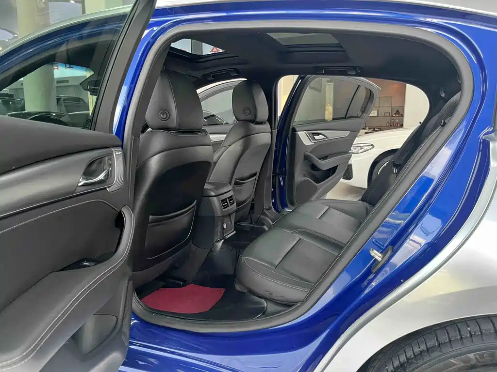 Cadillac CT5 28 T Luxury
