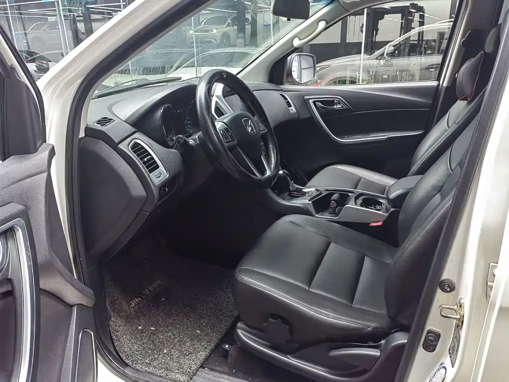 Yusheng S350 2.4 T Auto 2 WD Diesel Super Luxury 5-seat