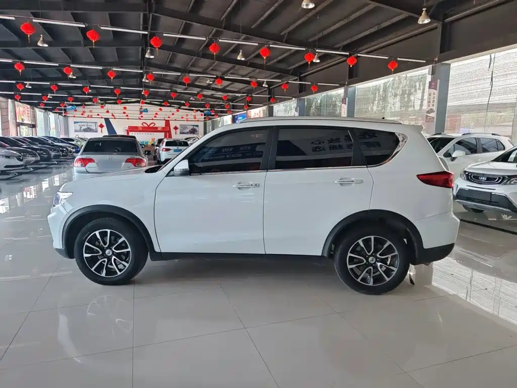 Cowin X3 凯翼X3 2021款 1.5 T CVT智臻版