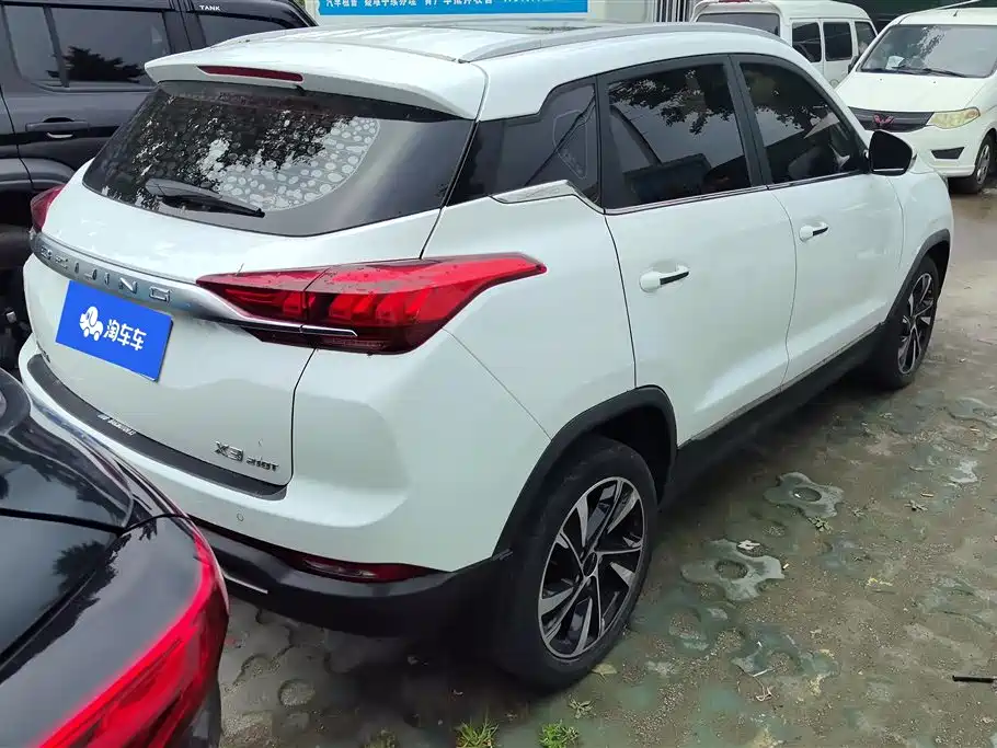 BAIC X3 北京X3 2019款 1.5 T CVT星耀版