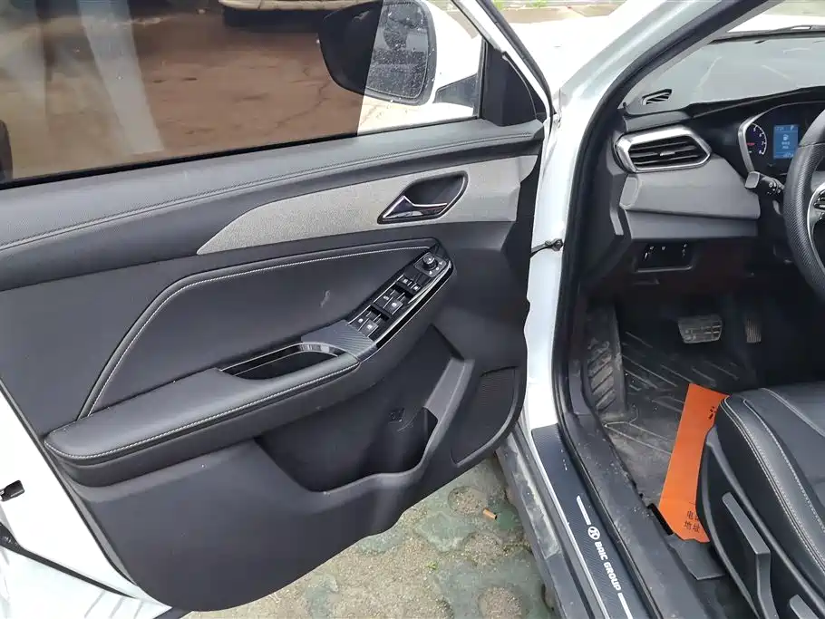 BAIC X3 北京X3 2019款 1.5 T CVT星耀版