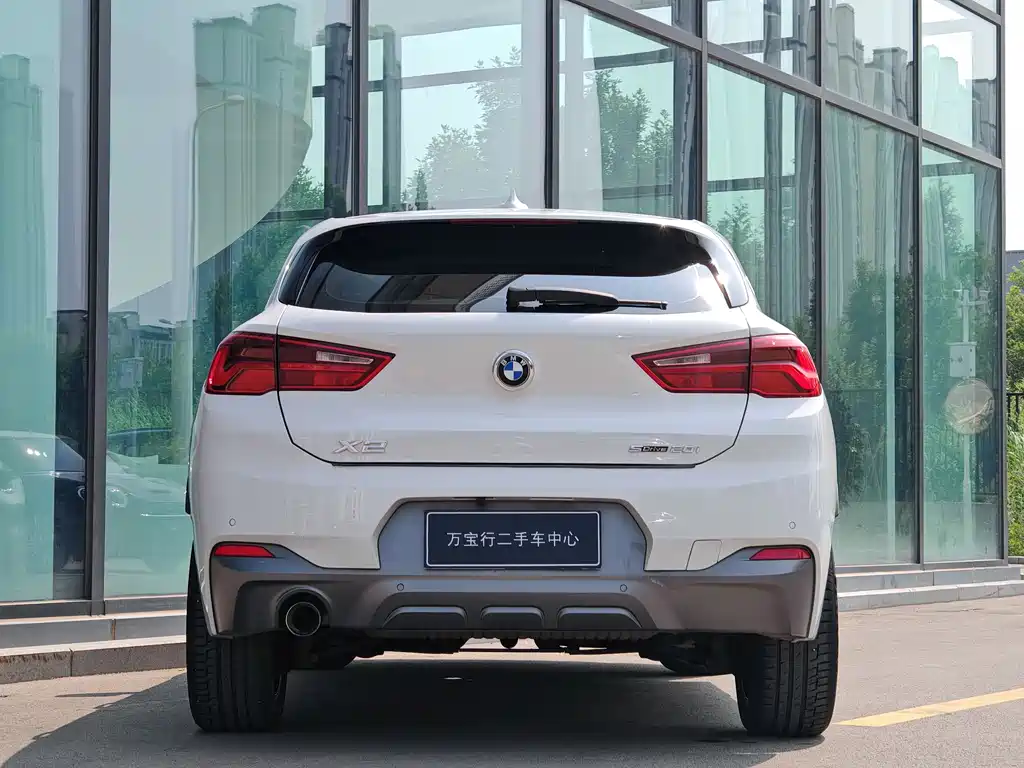 BMW X2 (Import) sDrive20 i M Offroad Package CN-VI