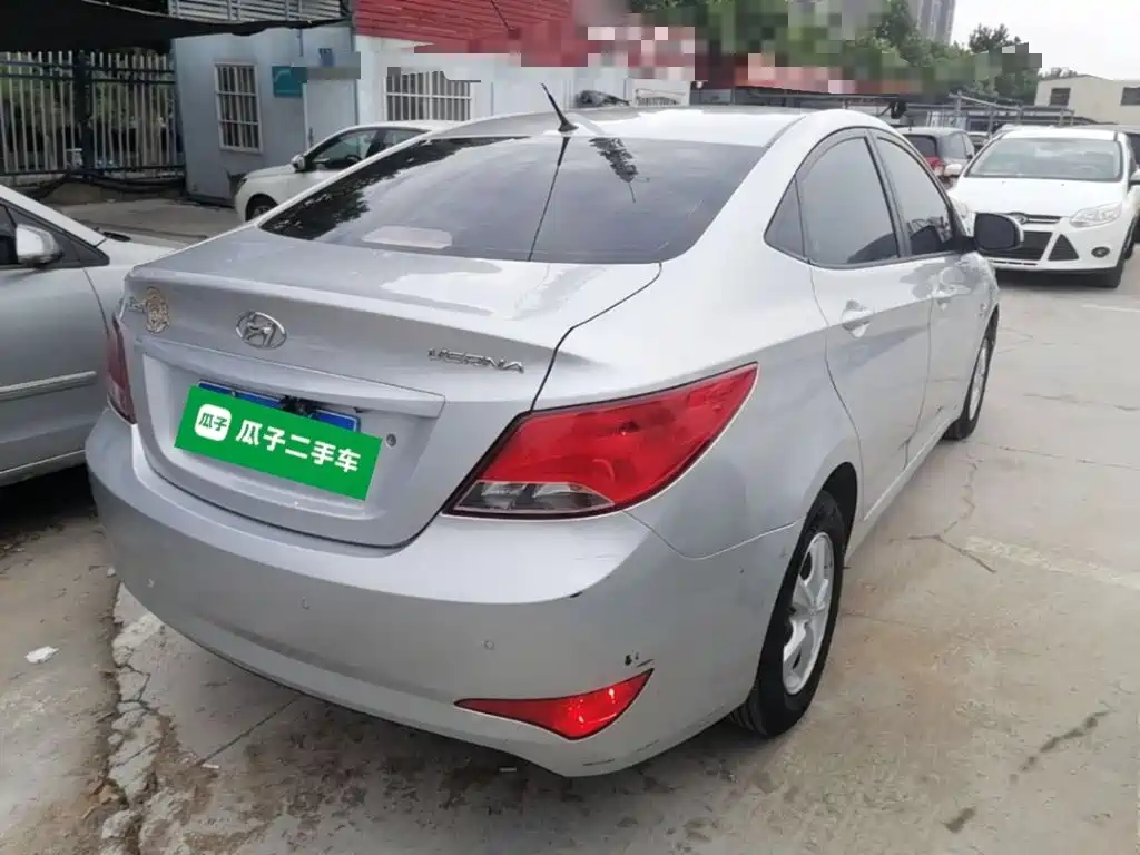Accent 1.4 L Auto Intelligent GLS