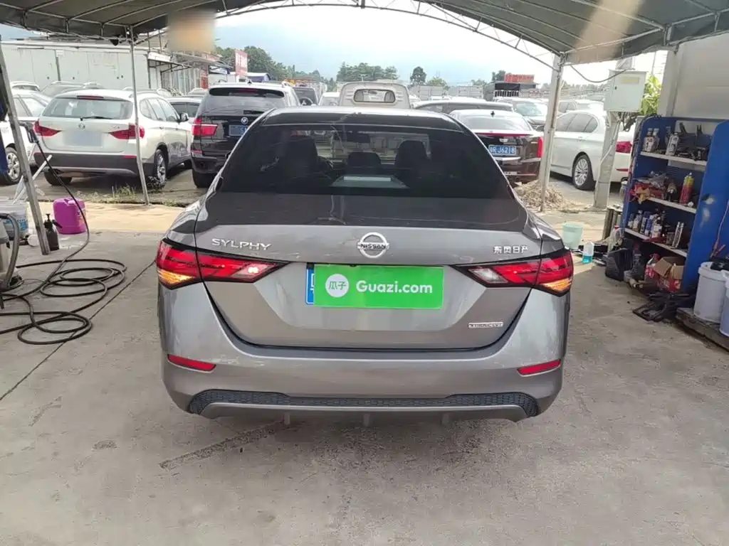 Sylphy 1.6 L XL CVT Joy