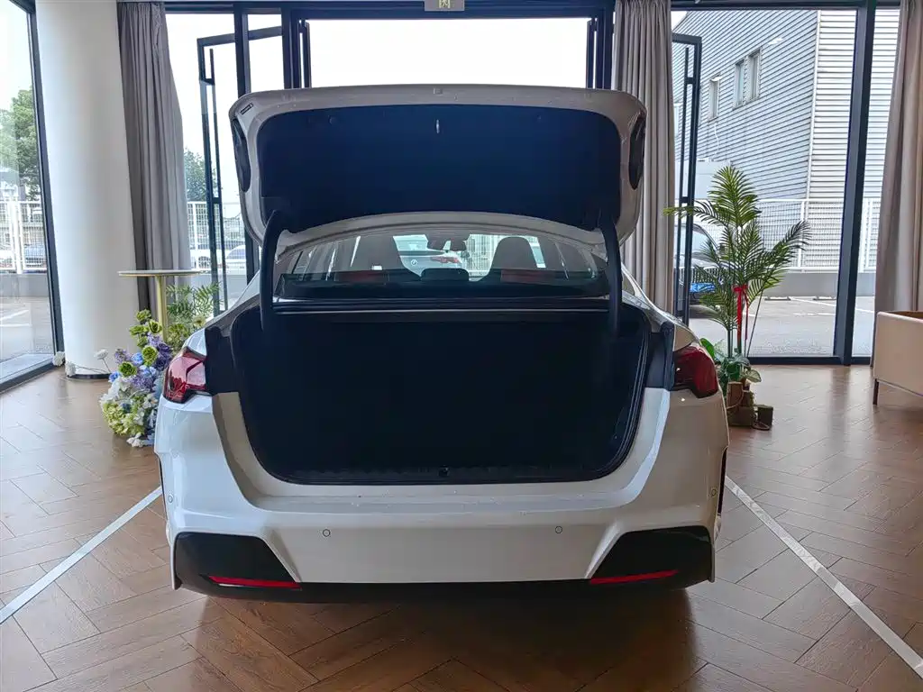 BMW 2 Series 225 L M Sport Package