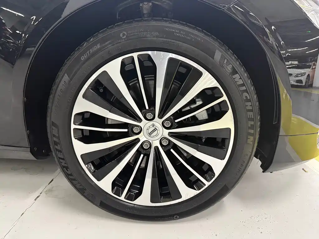 Volvo S90 B5 Smart Vision Luxury