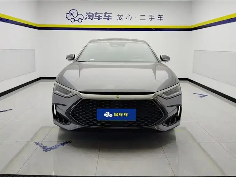 BYD Han DM-i Champion 121 KM Premium