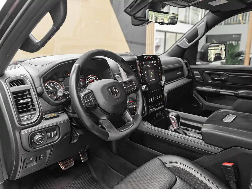 RAM Trucks 6.2 T US Spec