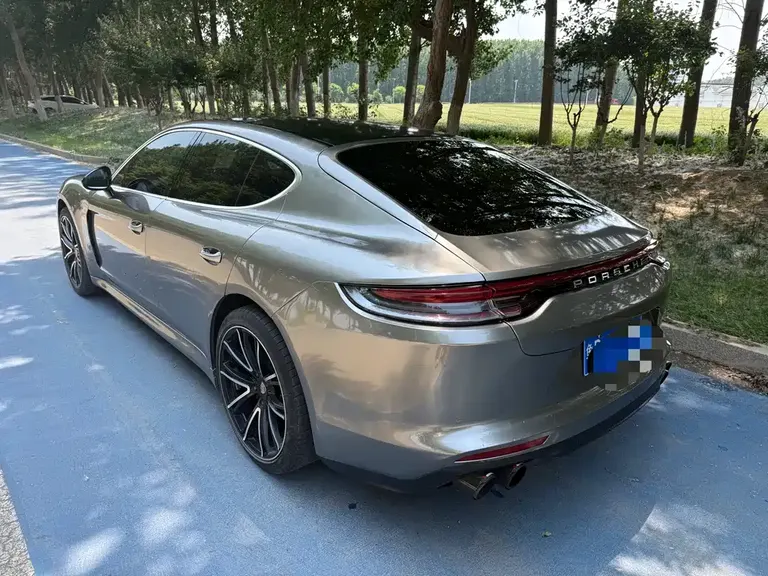 Porsche Panamera Panamera 4 S 4.8 L