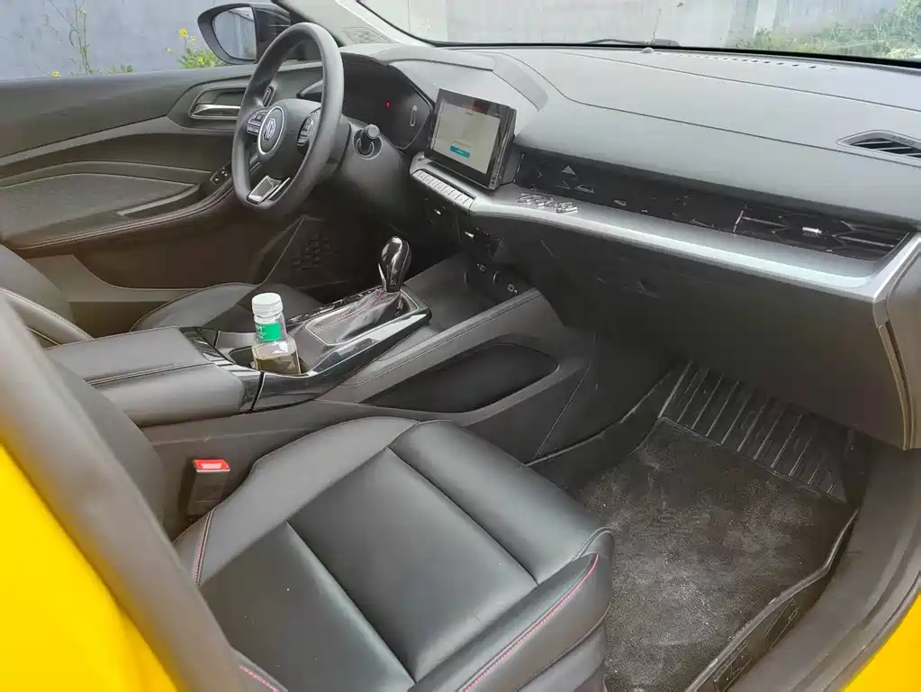 MG5 180 DVVT CVT Youth Style