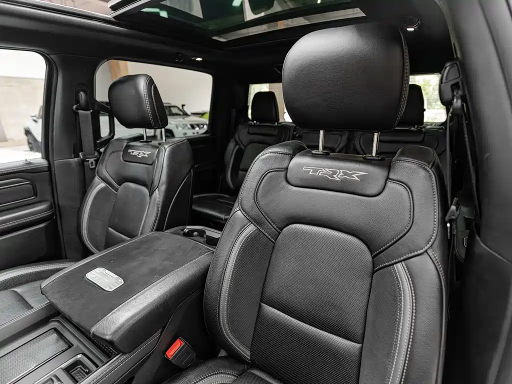 RAM Trucks RAM Trucks霸王龙 2022款 6.2 T TRX 美规版