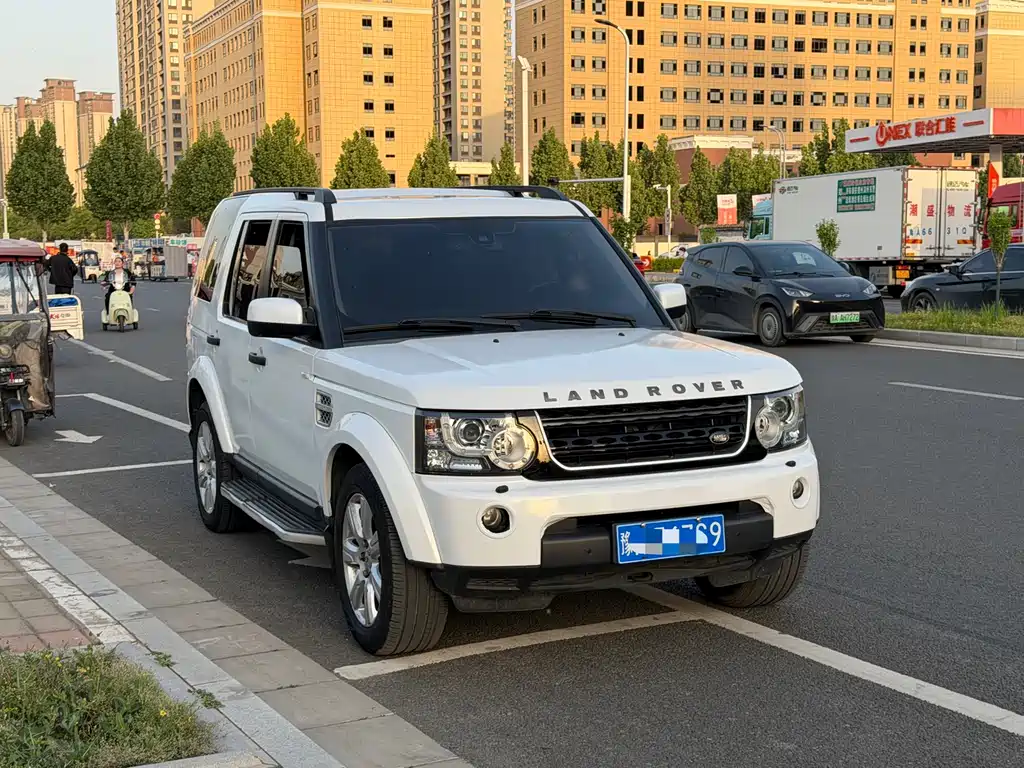 Discovery 3.0 SDV6 HSE Diesel
