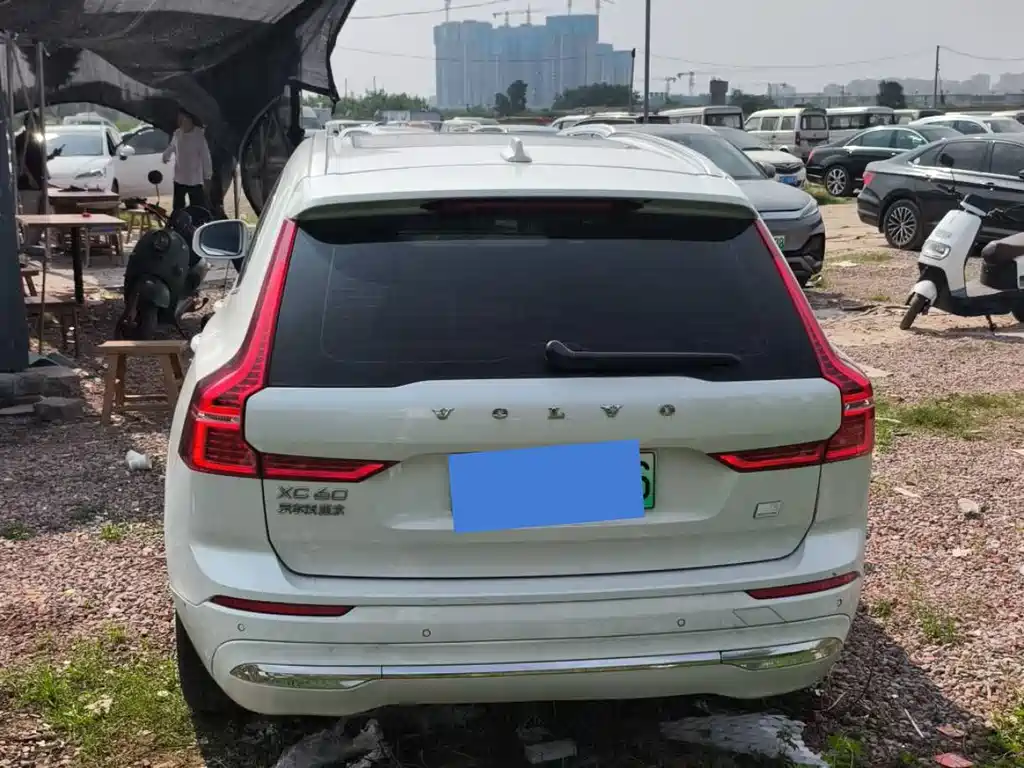 Volvo XC60 PHEV T8 PHEV Long Range 4 WD Smart Vision Luxury