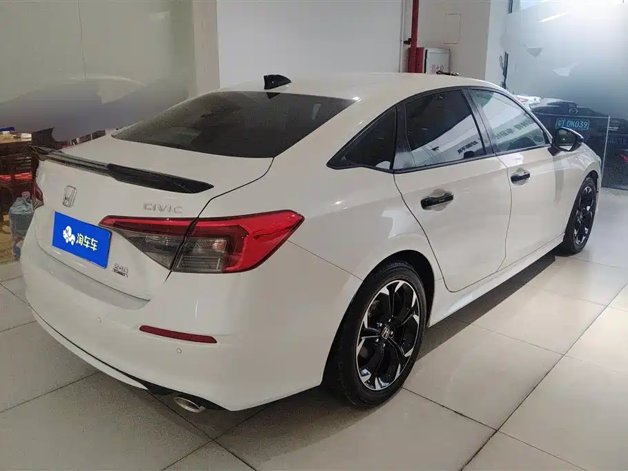 Civic 240 TURBO CVT Ignite Motion