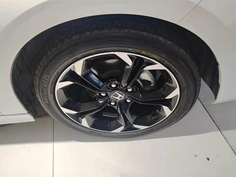 Civic 240 TURBO CVT Ignite Motion