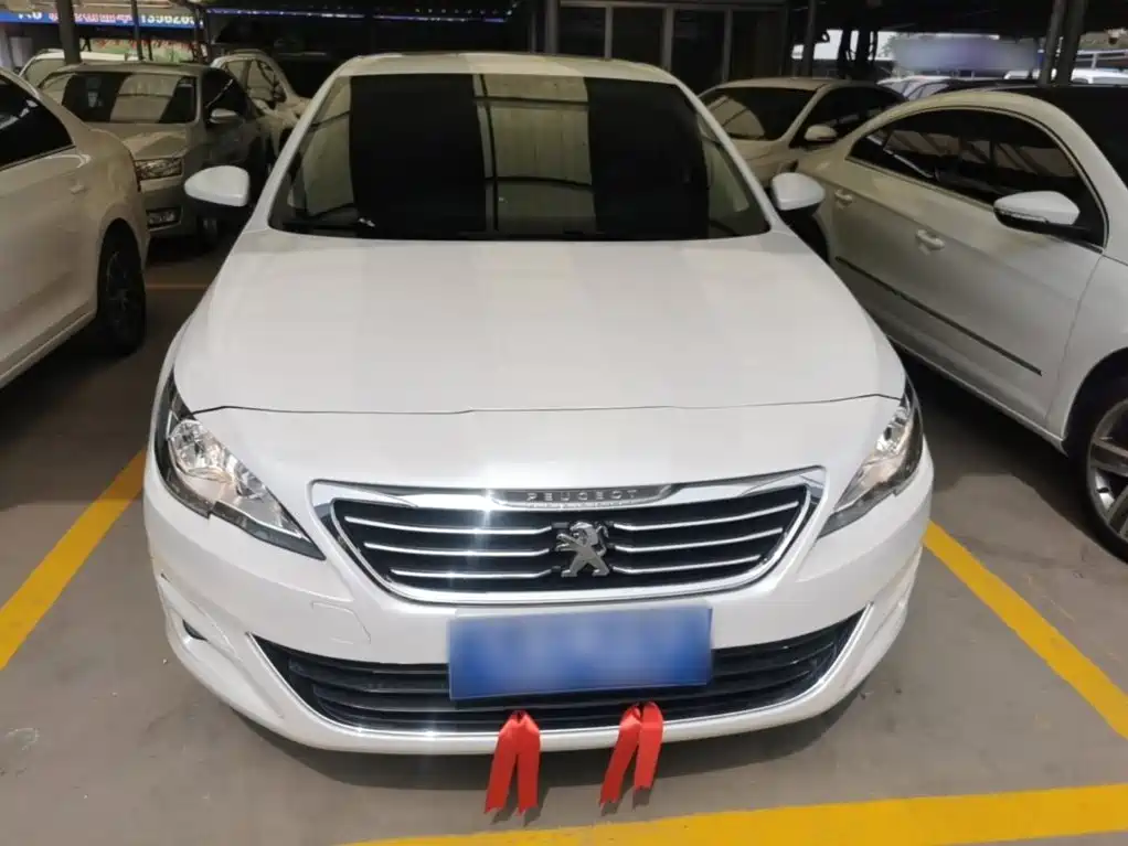 Peugeot 408 1.6 T Auto Luxury