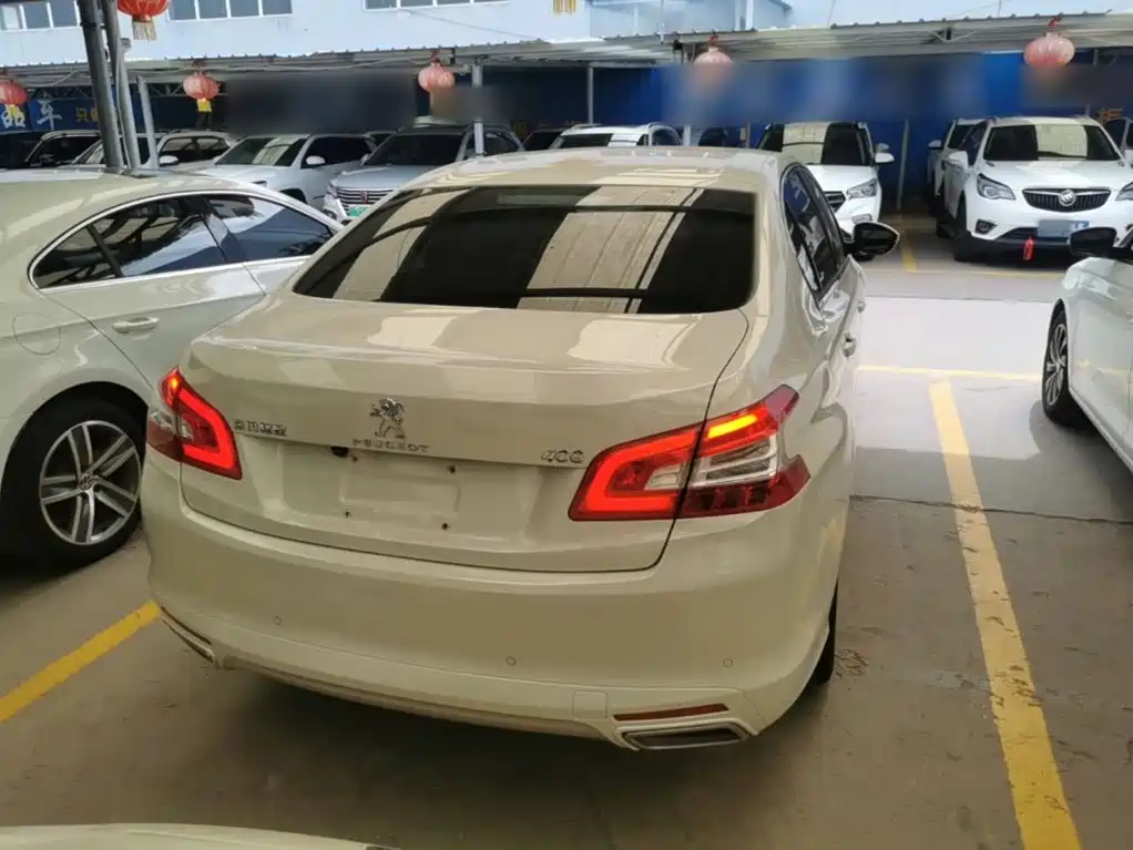 Peugeot 408 1.6 T Auto Luxury
