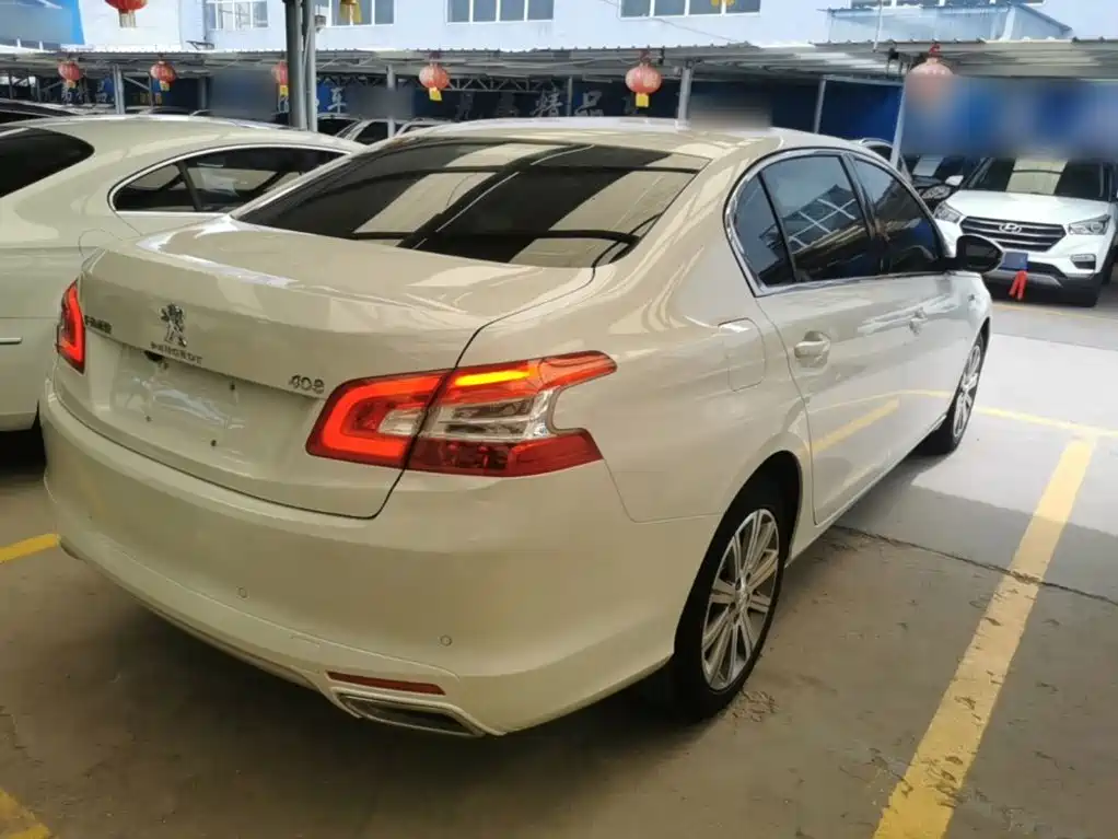 Peugeot 408 1.6 T Auto Luxury