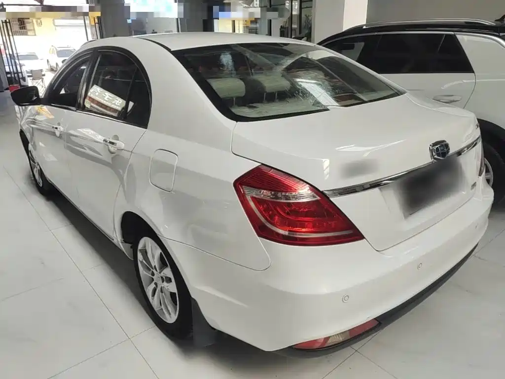 Emgrand Sedan 1.5 L Manual Elite