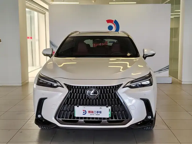 Lexus NX NEV 400 h+ Smooth