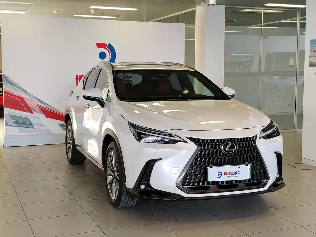 Lexus NX NEV 400 h+ Smooth