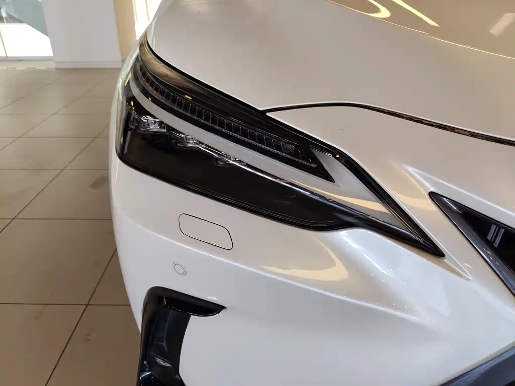 Lexus NX NEV 400 h+ Smooth