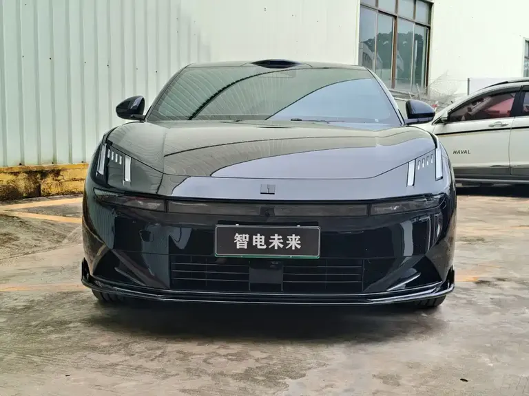 Lynk & Co 10 EM-P 120 4 WD Ultra