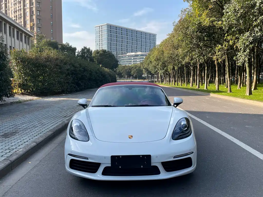 Porsche 718 Boxster 2.0 T
