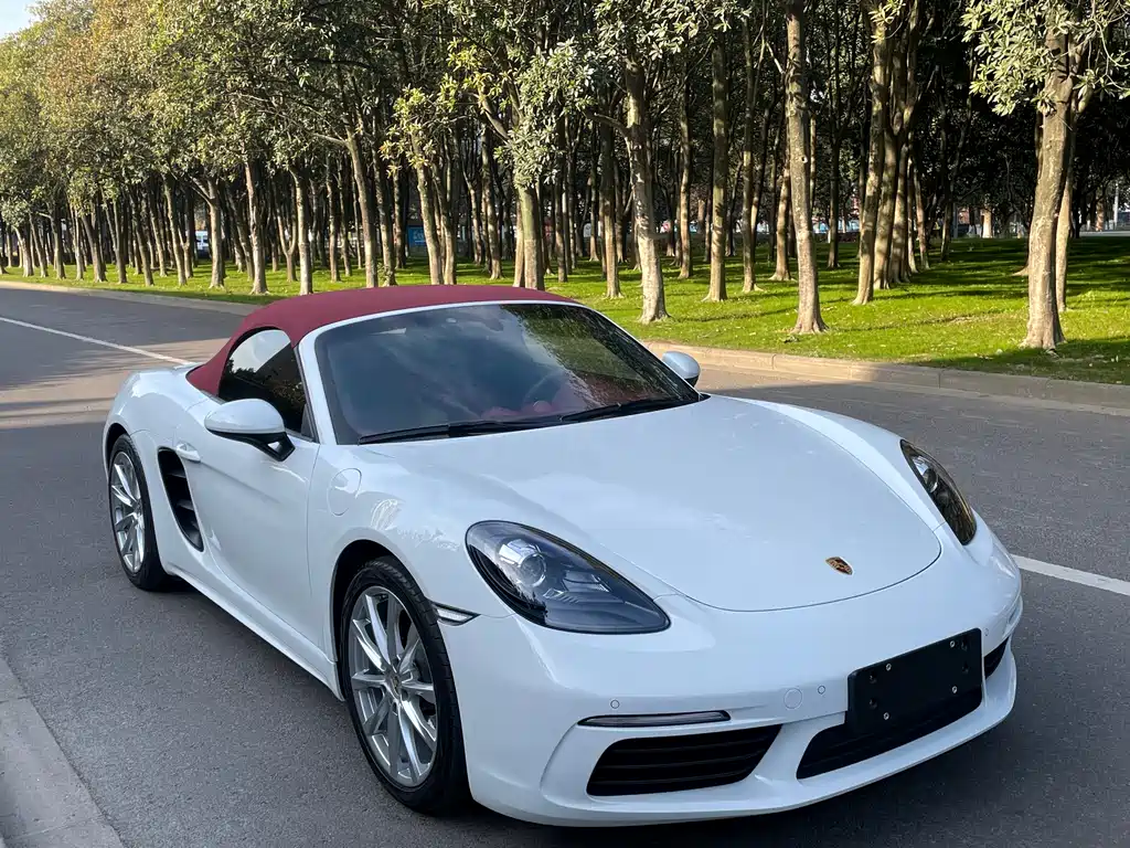 Porsche 718 Boxster 2.0 T