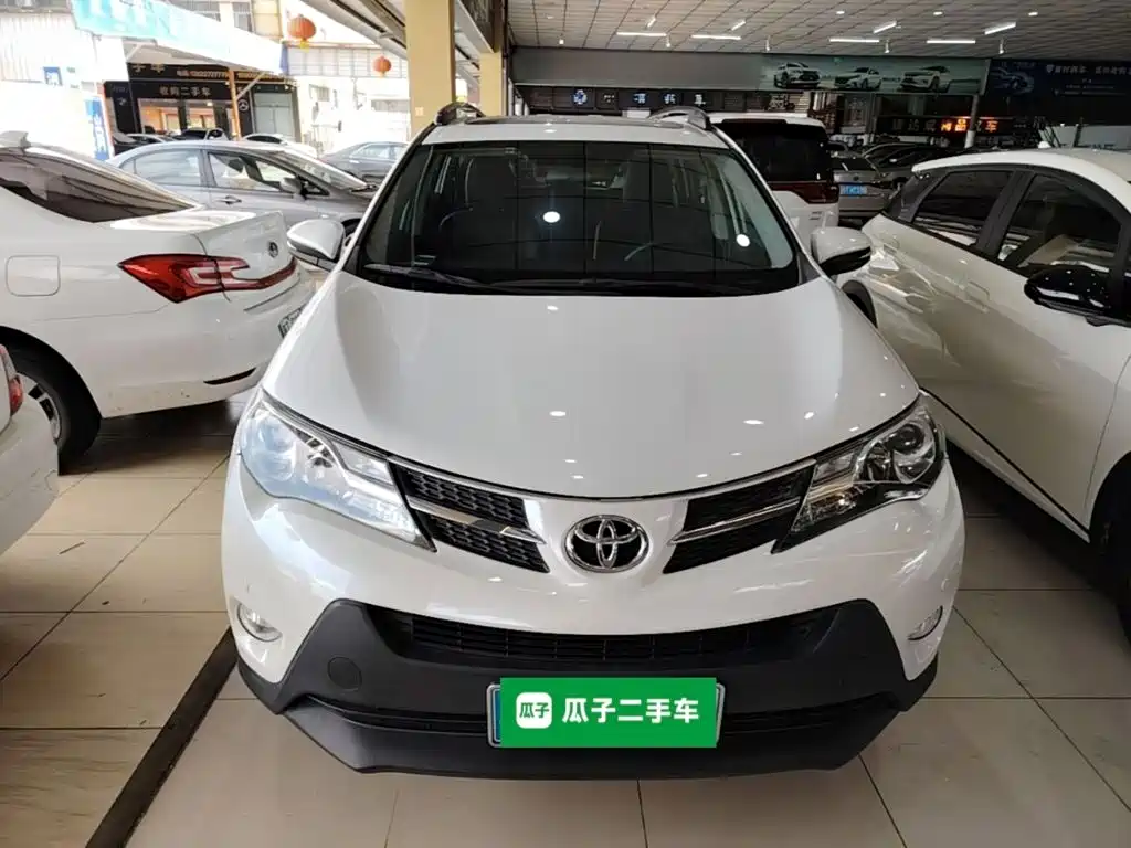 RAV4 2.0 L CVT 2 WD Style