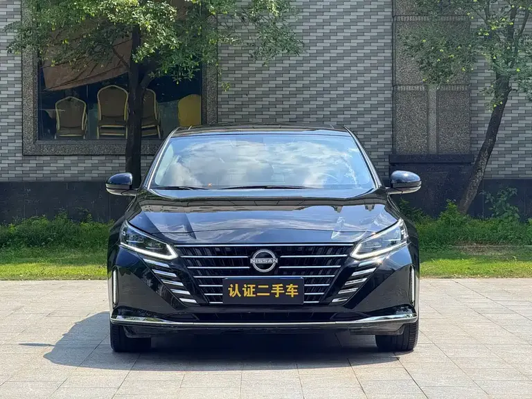 Nissan Teana 2.0 L XL-Upr Enjoyment