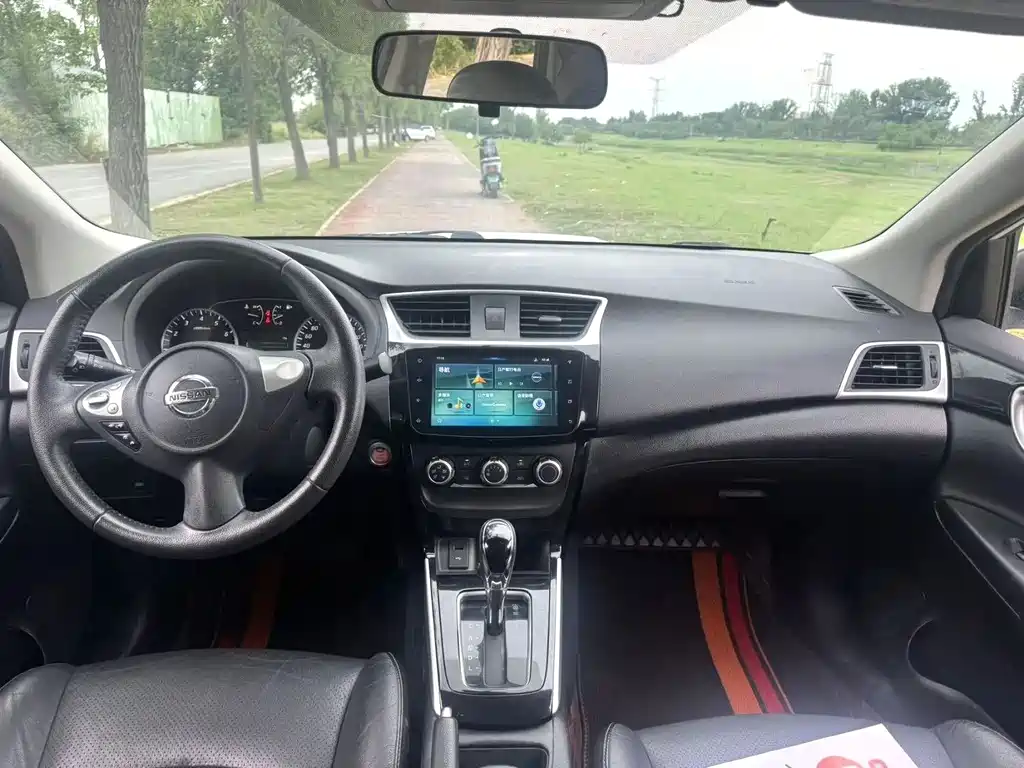 Sylphy 1.6 XV CVT Connected Premium CN-VI