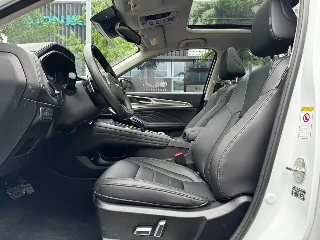 Haval F7 2.0 T 2 WD i