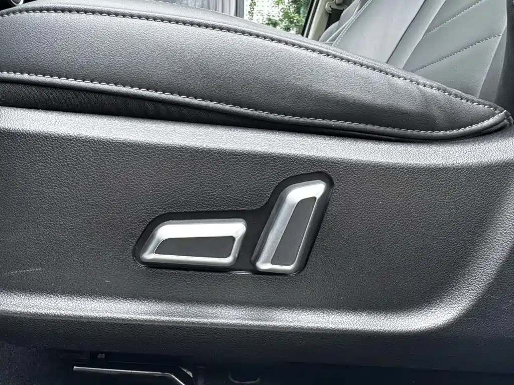 Haval F7 2.0 T 2 WD i