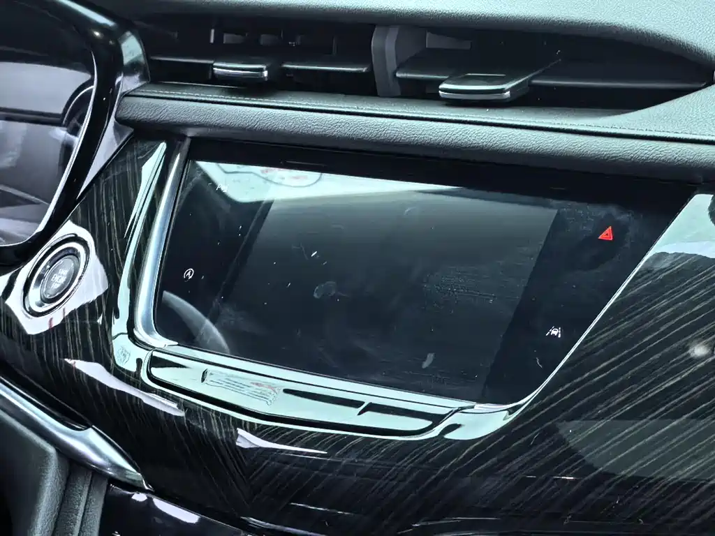 Cadillac XT6 2.0 T 7-seat 4 WD Luxury