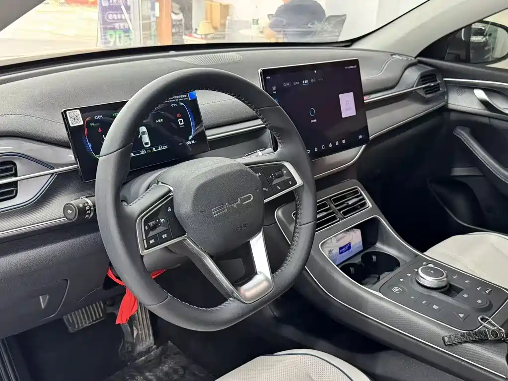 Destroyer 05 Glory DM-i 55 KM Luxury